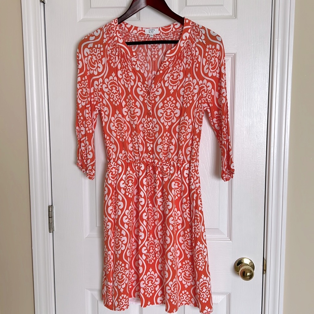 Size 2, Crown and Ivy dress with pockets